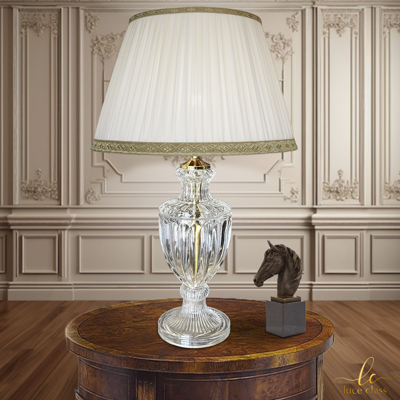 Lampada da tavolo classica in cristallo trasparente con paralume in seta  plissettato